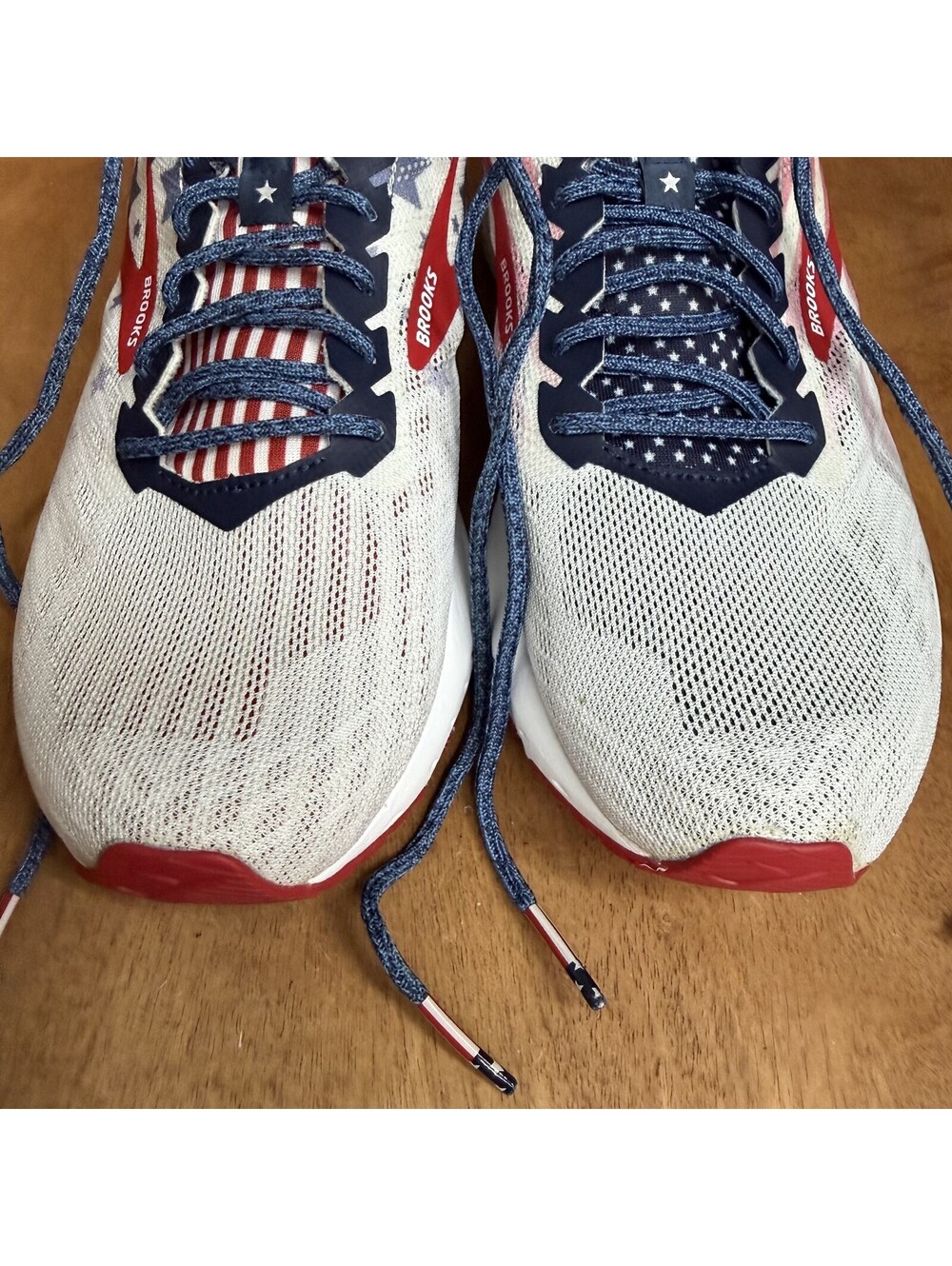 Brooks Launch 6 Running Shoes Womens 10 Patriotic USA Stars Stripes 1202851B166 - Picture 9 of 15